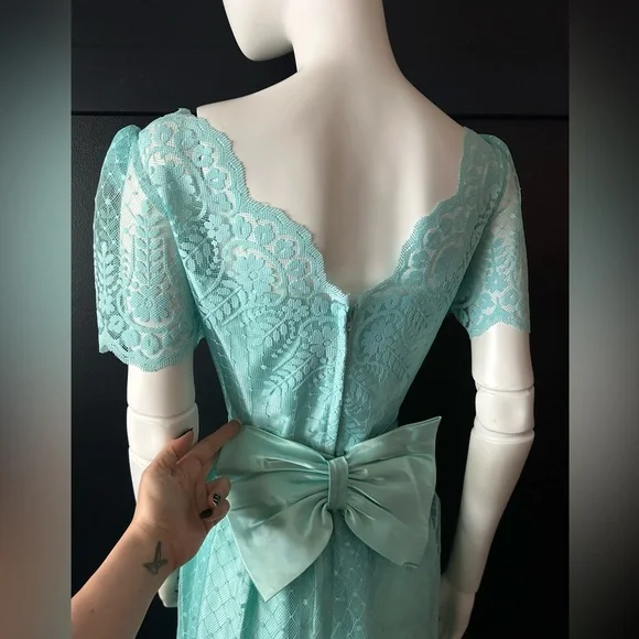 SOLDSOLDSOLD Vintage 60s/70s aqua lace dress - Picture 10 of 11